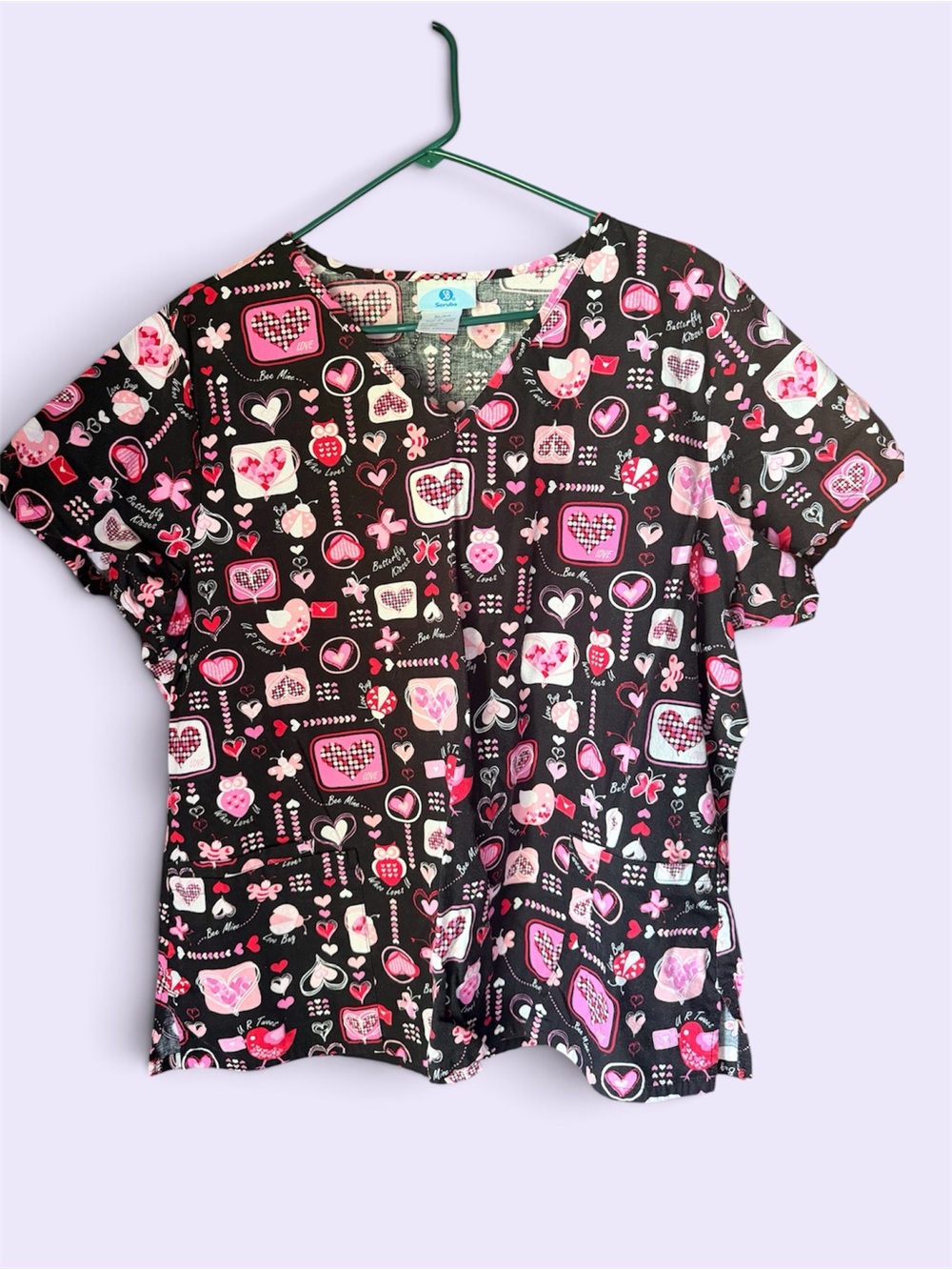 SB Scrubs Women’s Black Top with Pink Heart Print Valentine’s day scrubs